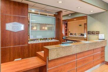 هتل Hampton Inn By Hilton Queretaro Tecnologico