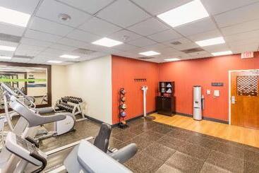 هتل Hampton Inn By Hilton Queretaro Tecnologico