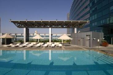 هتل Jumeirah Living World Trade Centre Dubai
