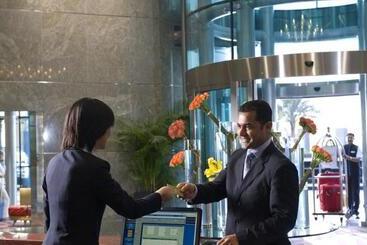 هتل Jumeirah Living World Trade Centre Dubai