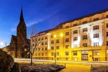 Mercure Ostrava Center - استراوا