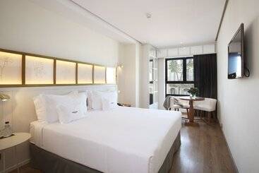 Ofelias Hotel 4sup By Bondia Hotel Group