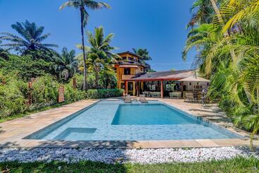 هتل Pousada Villa N'kara