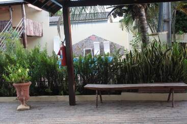 هتل Refugio