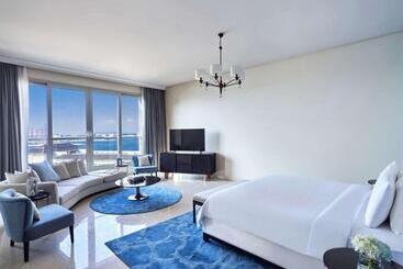 Rixos The Palm Hotel & Suites - Ultra All Inclusive