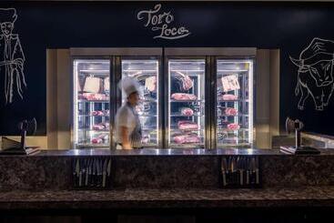 Rixos The Palm Hotel & Suites - Ultra All Inclusive