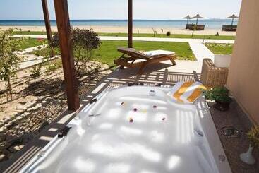 هتل Shams Prestige Abu Soma