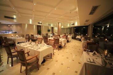 هتل Shams Prestige Abu Soma