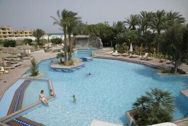 هتل Shams Safaga Resort