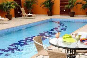 هتل Sleep Inn Manaus