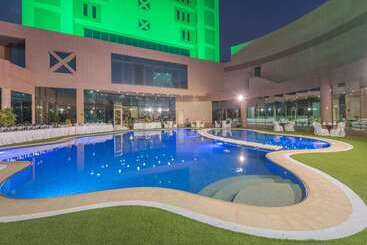 Ramada Hotel & Suites By Wyndham Al Qassim