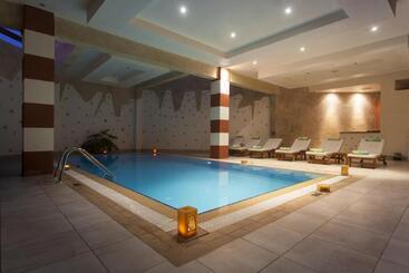 Sharm Club Beach Resort