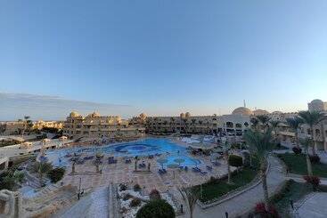 منتجع Utopia Beach Club