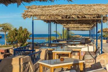 استراحتگاه Utopia Beach Club
