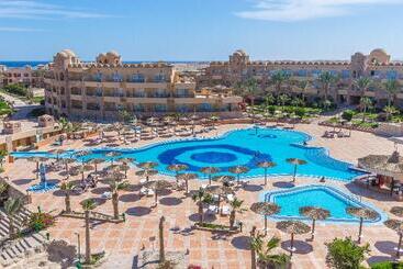 استراحتگاه Utopia Beach Club
