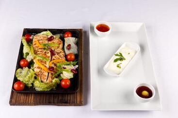 استراحتگاه Utopia Beach Club