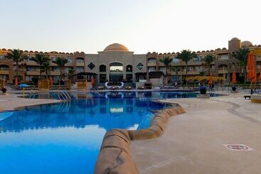 استراحتگاه Utopia Beach Club