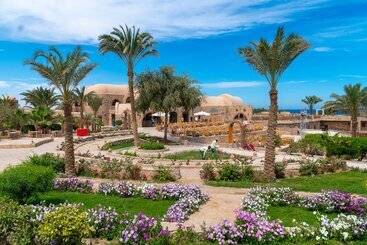 استراحتگاه Utopia Beach Club
