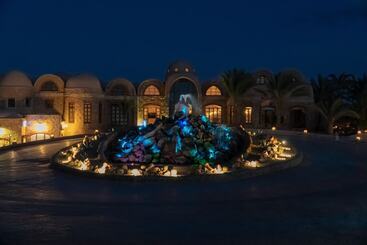 استراحتگاه Utopia Beach Club
