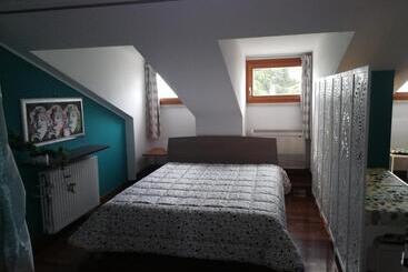تختخواب و صبحانه Villa Magnolia Garda Lake