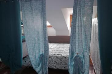 تختخواب و صبحانه Villa Magnolia Garda Lake