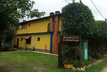 پانسیون Pousada Chalé Cantinho Verde