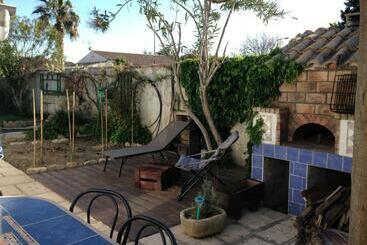 تختخواب و صبحانه Seb&laeti Guesthouse