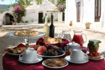 هتل Masseria Gianecchia