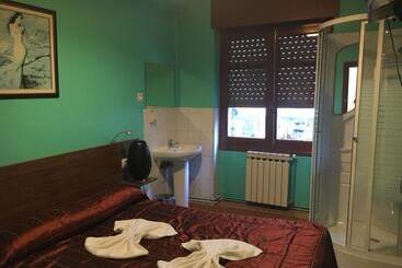 펜션 Hostal Goias