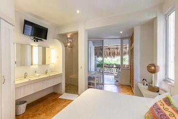 Villa Maria Bed And Breakfast
