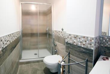 تختخواب و صبحانه Villa C Luxury Estate