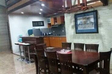 פנסיון Affordable Baguio Apt