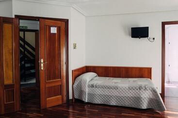 Pensión Amaia H Vi 00348