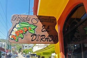 پانسیون Posada Familiar El Dorado