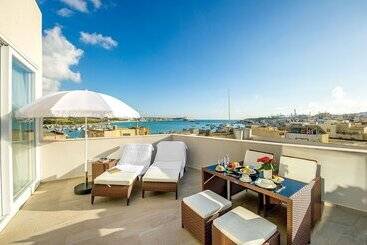 South Wind Guesthouse - Marsaxlokk