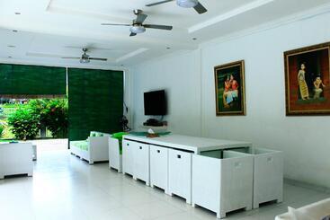 پانسیون Villa Putih Lovina