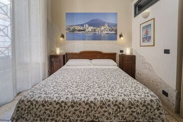 تختخواب و صبحانه Domus Vesuvia