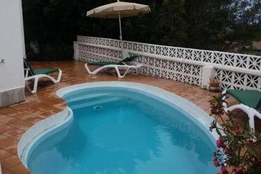 هتل Casa Rural Finca Las Dulces