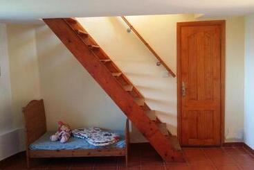هتل Casa Rural Finca Las Dulces