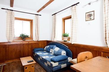 هتل Hölzlhof