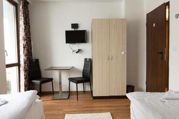 هاستل Guest Rooms Old Captain
