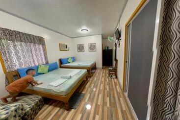 هاستل Domos Native Guest House