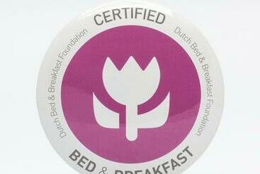تختخواب و صبحانه Bed&breakfast De Hooimoat