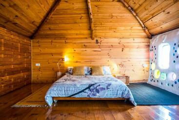 تختخواب و صبحانه Casa Inspirada