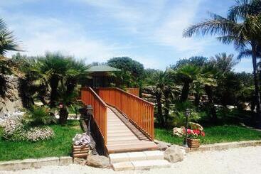 تختخواب و صبحانه Villa Giulia   Sicilian Luxury Garden