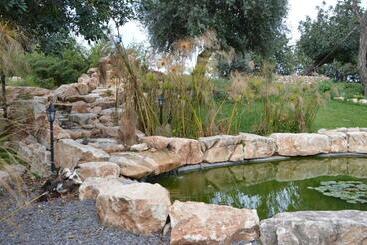 تختخواب و صبحانه Villa Giulia   Sicilian Luxury Garden