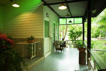 Hatthatara Resort