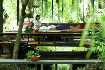 Hatthatara Resort