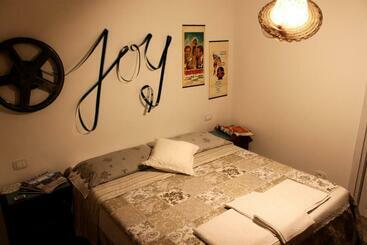 Le Dame Della Cortesella B&b