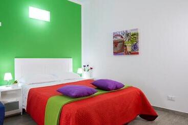 پانسیون Arricàmpati Airport Rooms & Bringo Car Rental